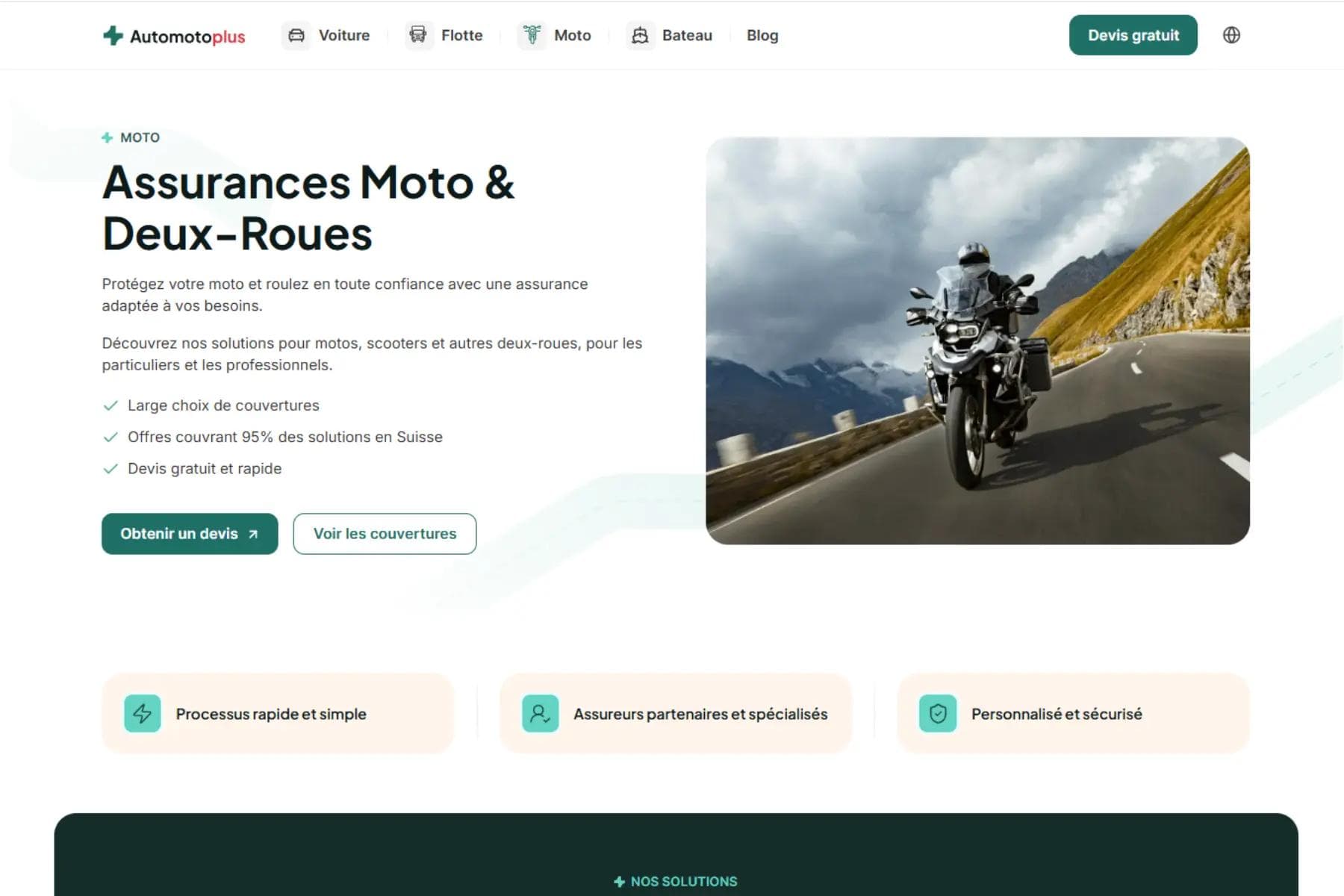 Tableau de bord d'AutoMotoplus présentant ses solutions d'assurance moto Tableau de bord d'AutoMotoplus présentant ses solutions d'assurance moto