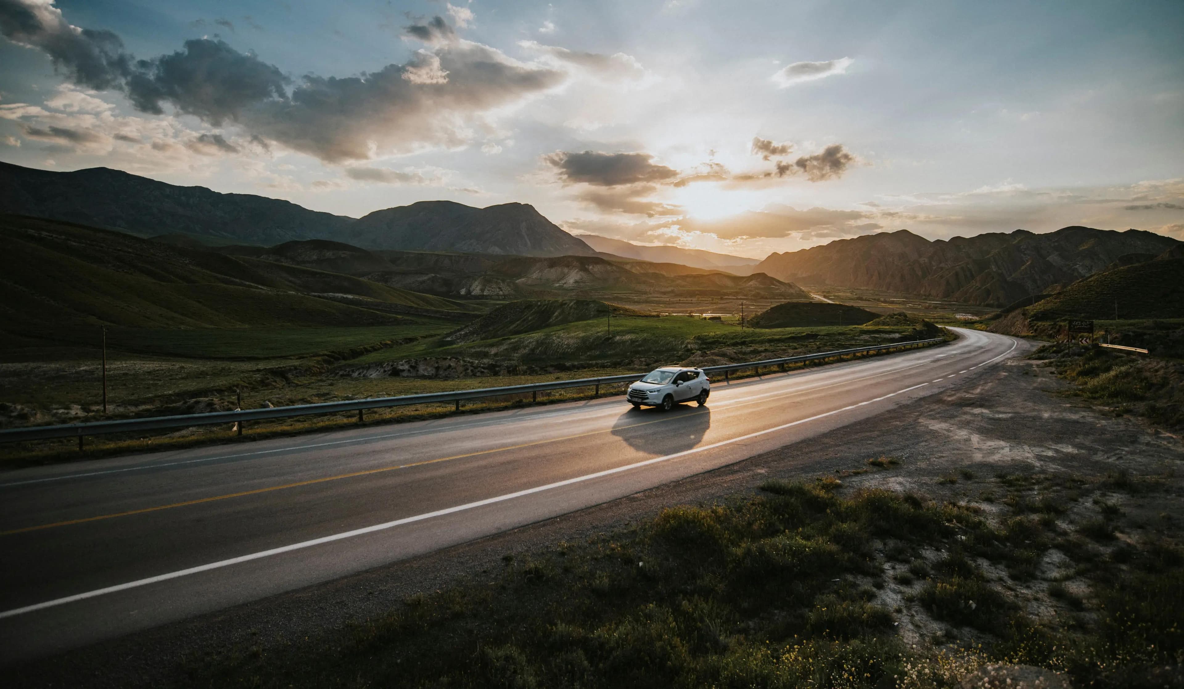 AutoMotoPlus - Meilleures routes de conduite en Suisse : itinéraires et conseils AutoMotoPlus - Meilleures routes de conduite en Suisse : itinéraires et conseils